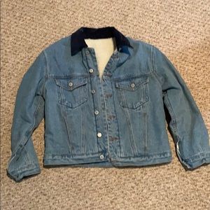 Brandy Melville jean jacket. Navy corduroy collar